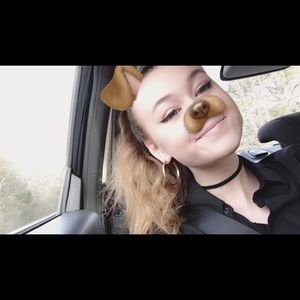 Meet your Posher, Rebecca